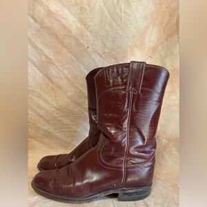 Vintage Justin Maroon/ burgundy  Leather Roper Boots — Western Classic